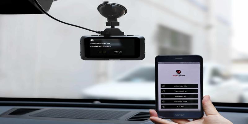 Kết nối camera hành trình với điện thoại sẽ giúp bạn dễ quản lý hành trình