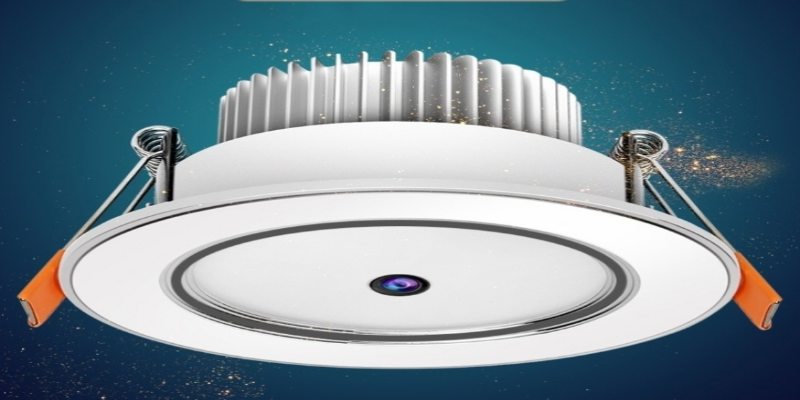 Camera này có tính năng phát hiện chuyển động, tự động ghi hình