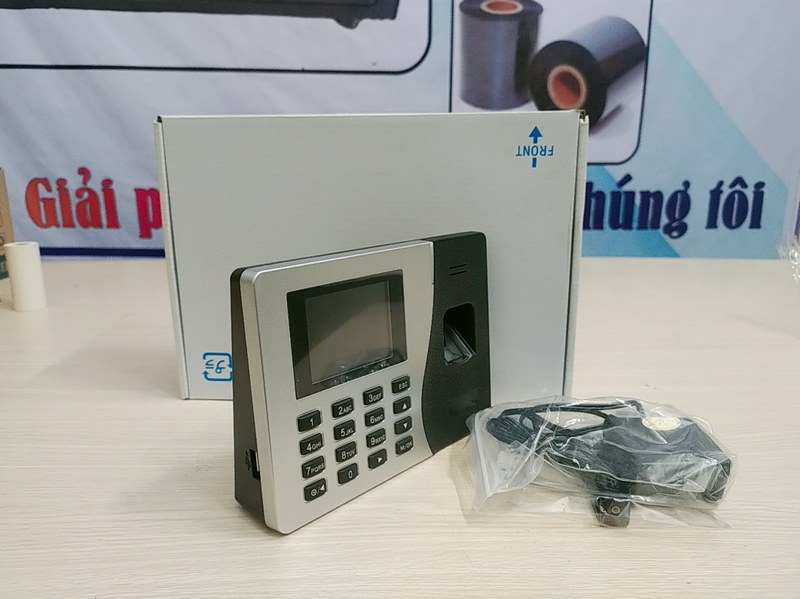 Tại sao cần thay đổi dấu vân tay trên máy chấm công?